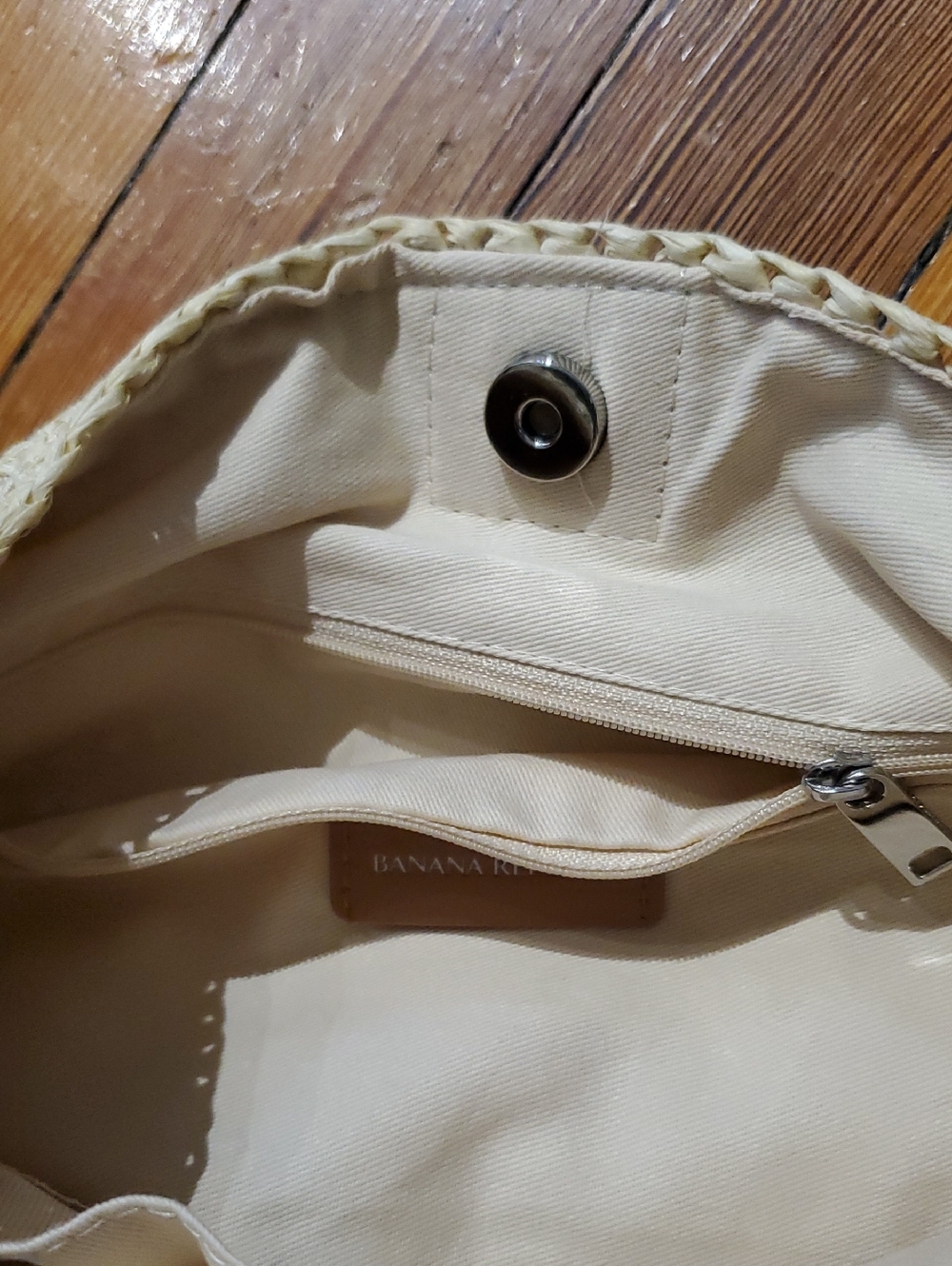 BR Raffia Straw Tote Bag - Picture 5 of 11